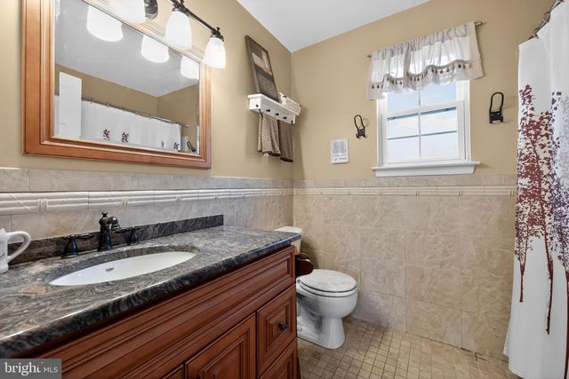 525 LANTERN WAY, Franklinville, NJ 08322