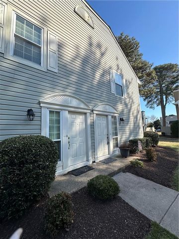 451 Chatterton DR, Virginia Beach, VA 23454