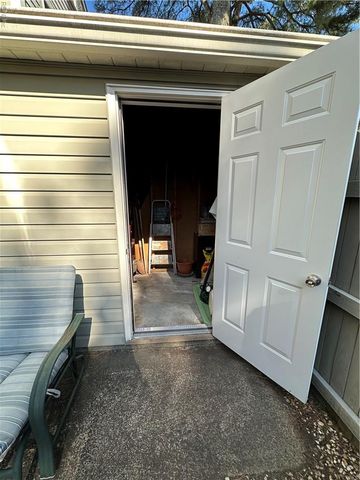 451 Chatterton DR, Virginia Beach, VA 23454