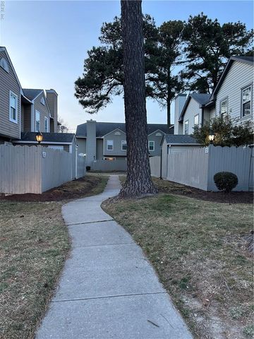 451 Chatterton DR, Virginia Beach, VA 23454