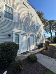 451 Chatterton DR, Virginia Beach, VA 23454