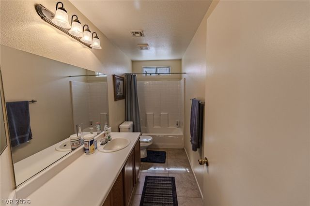4994 Mascaro Drive, Las Vegas, NV 89122