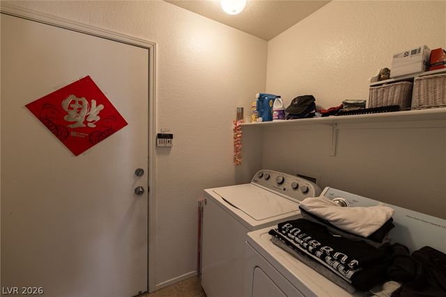 4994 Mascaro Drive, Las Vegas, NV 89122