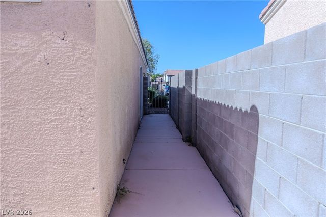 4994 Mascaro Drive, Las Vegas, NV 89122