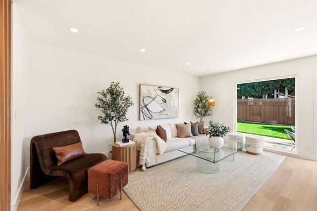 3076 Baronscourt Way, San Jose, CA 95132