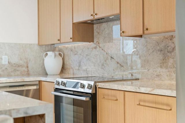 3076 Baronscourt Way, San Jose, CA 95132