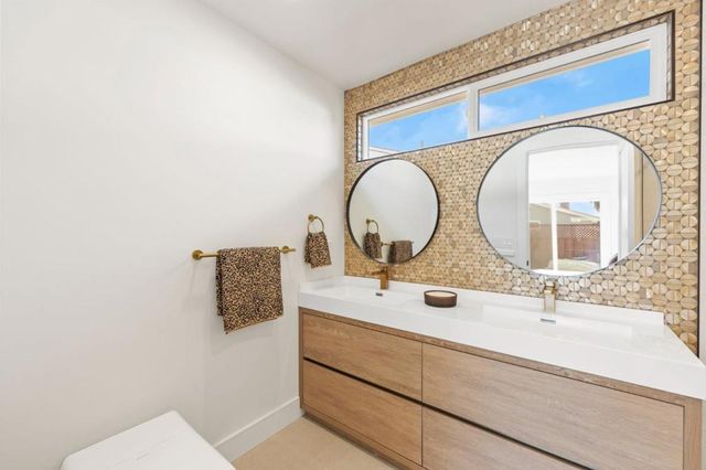 3076 Baronscourt Way, San Jose, CA 95132