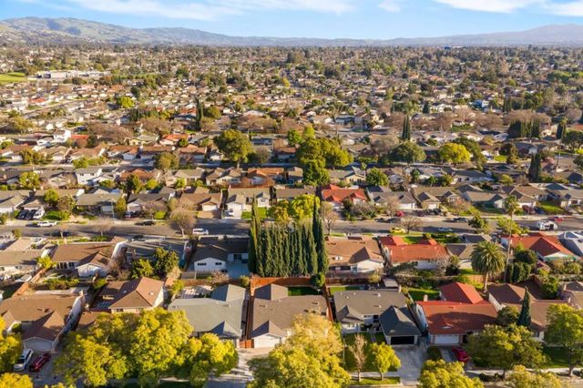 3076 Baronscourt Way, San Jose, CA 95132