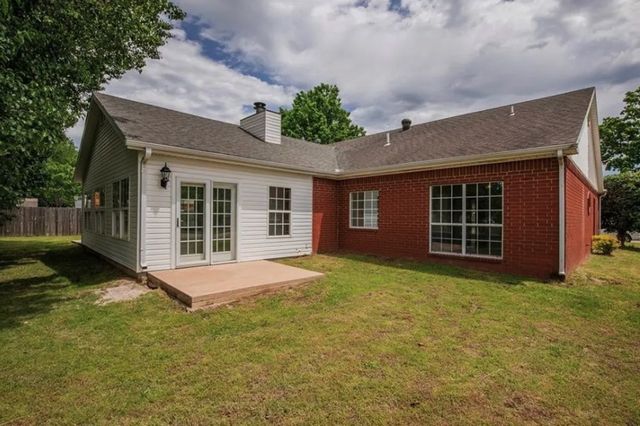 1470 Forest Street, Springdale, AR 72764