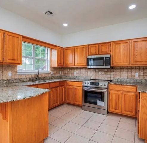 1470 Forest Street, Springdale, AR 72764