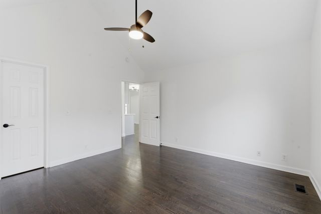 1004 Timber Ridge Ct, Kingston Springs, TN 37082