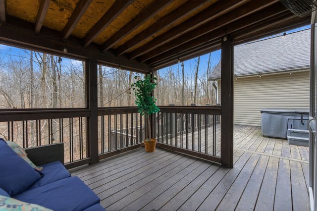 1004 Timber Ridge Ct, Kingston Springs, TN 37082