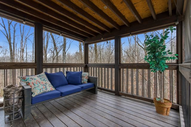 1004 Timber Ridge Ct, Kingston Springs, TN 37082