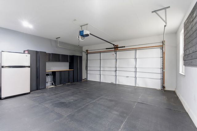 1004 Timber Ridge Ct, Kingston Springs, TN 37082