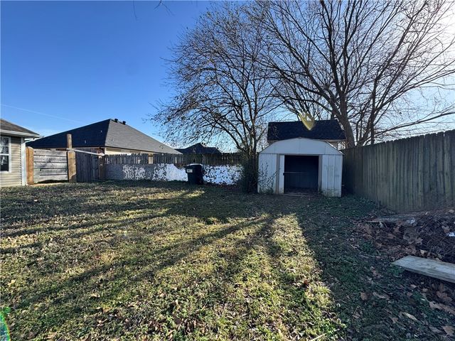 261 Carrington Avenue, Springdale, AR 72764