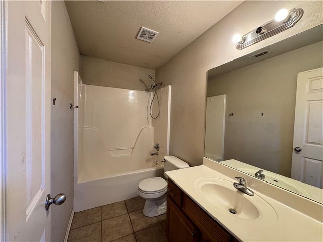 261 Carrington Avenue, Springdale, AR 72764