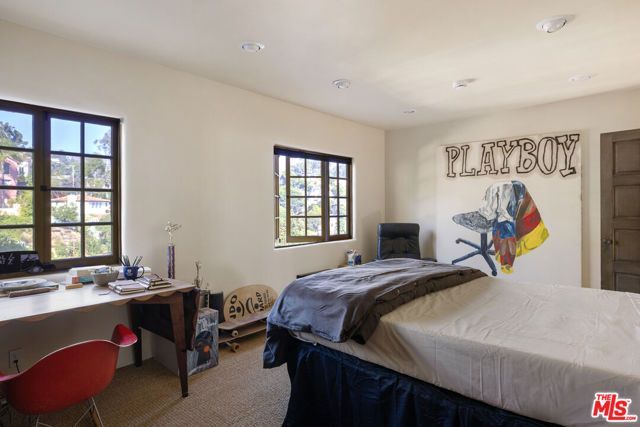 2801 Belden Drive, Los Angeles, CA 90068