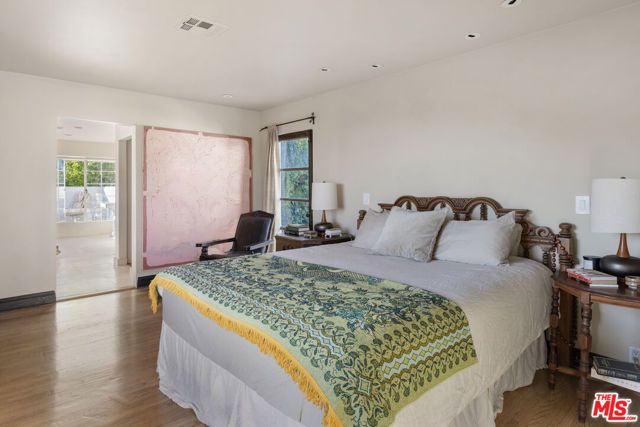 2801 Belden Drive, Los Angeles, CA 90068