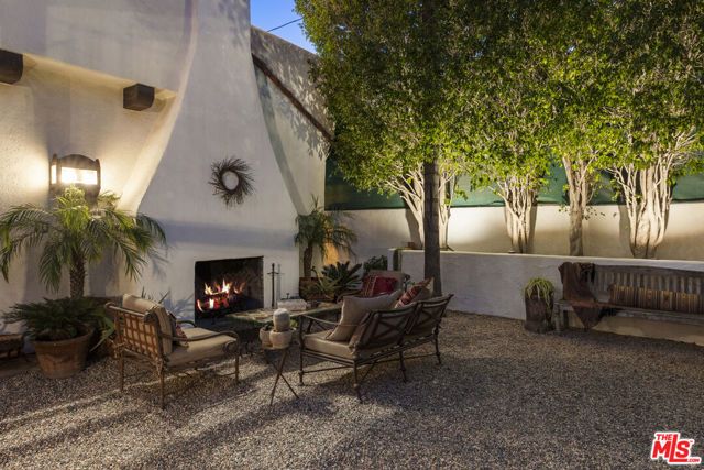 2801 Belden Drive, Los Angeles, CA 90068