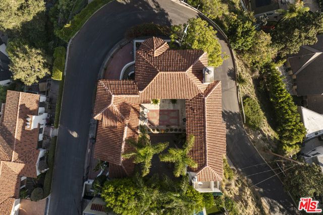 2801 Belden Drive, Los Angeles, CA 90068