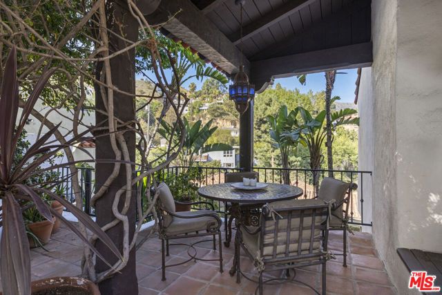 2801 Belden Drive, Los Angeles, CA 90068