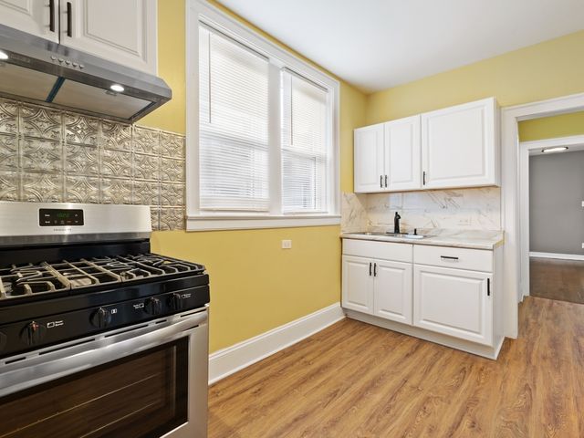 7649 S Yates Boulevard 3, Chicago, IL 60649