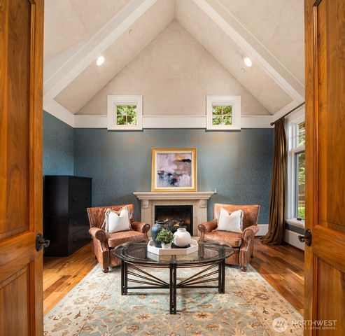 745 250th Lane NE, Sammamish, WA 98074