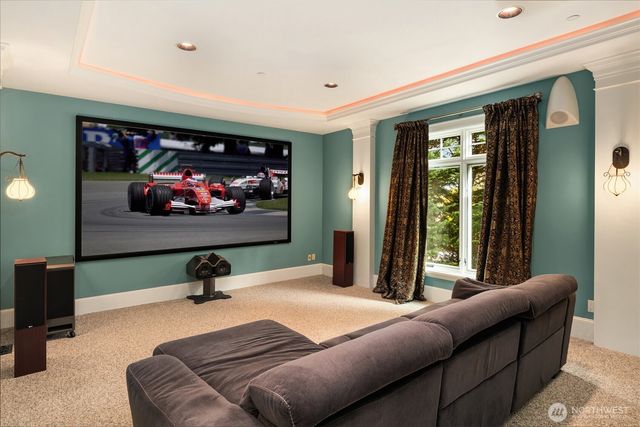 745 250th Lane NE, Sammamish, WA 98074