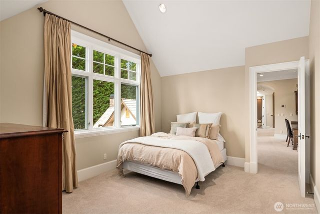 745 250th Lane NE, Sammamish, WA 98074