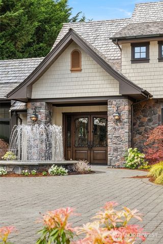 745 250th Lane NE, Sammamish, WA 98074