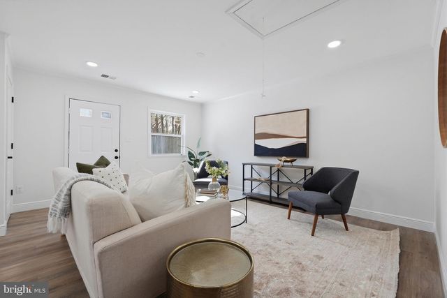 5909 ONE PENNY DR, Fairfax Station, VA 22039