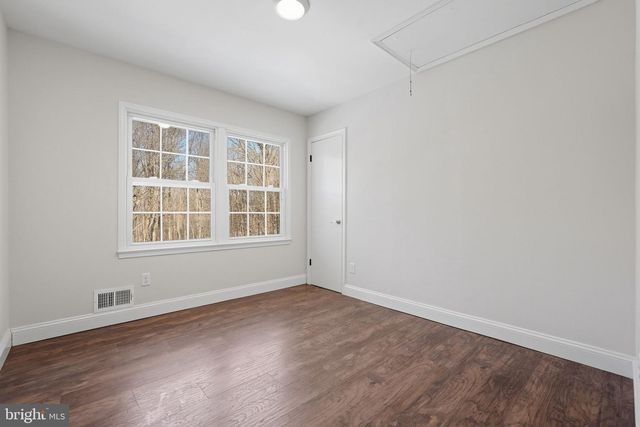 5909 ONE PENNY DR, Fairfax Station, VA 22039