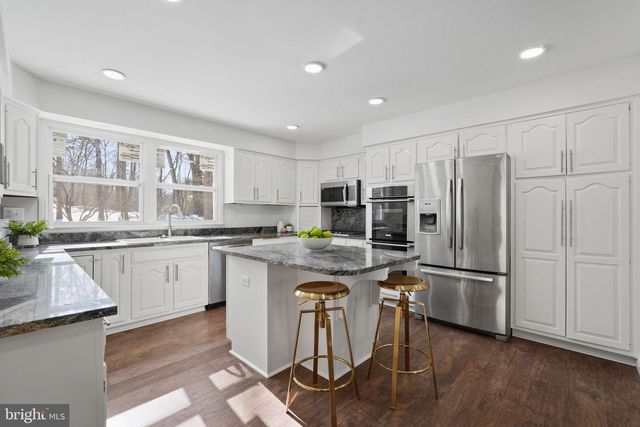 5909 ONE PENNY DR, Fairfax Station, VA 22039