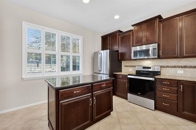 21944 BELGIAN COURT, Mount Dora, FL 32757