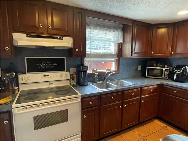 310 Depot, Jamestown, PA 16134