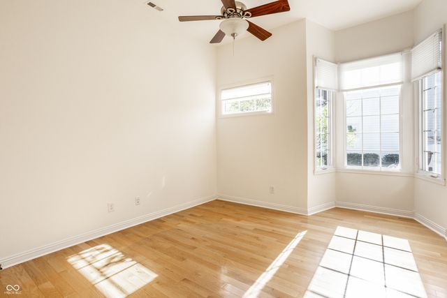 8124 Gwinnett Place, Indianapolis, IN 46250