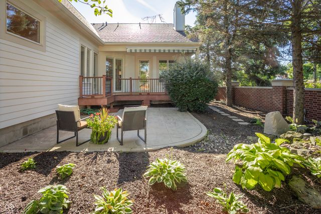8124 Gwinnett Place, Indianapolis, IN 46250