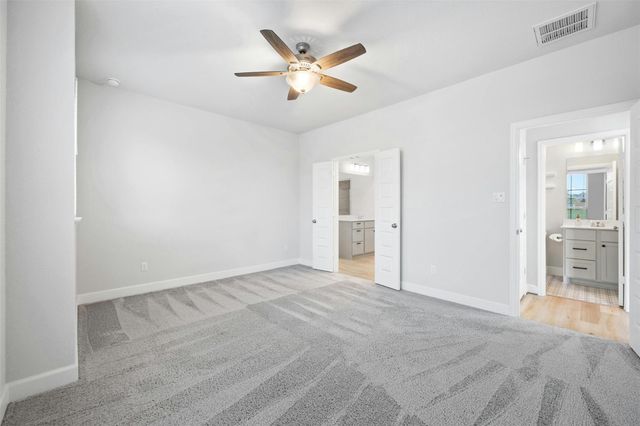 924 Azul Lagoon DR, Leander, TX 78641
