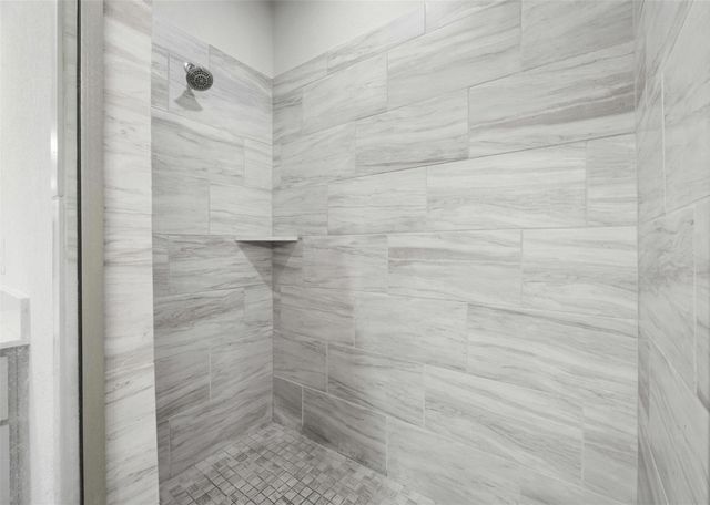 924 Azul Lagoon DR, Leander, TX 78641