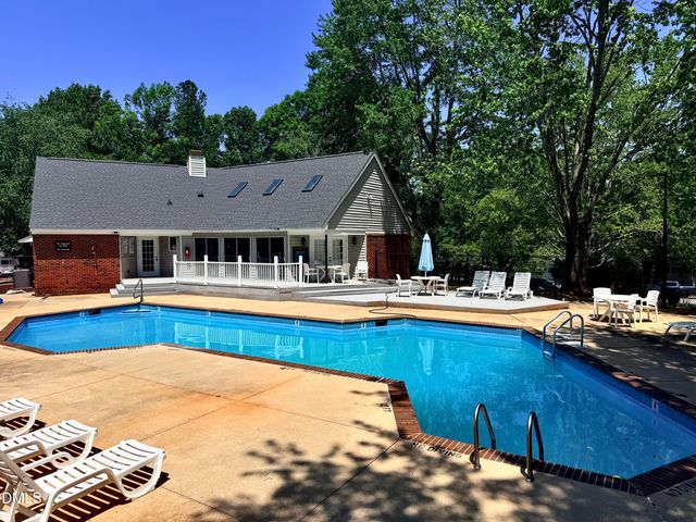 503 Gooseneck Drive B6, Cary, NC 27513