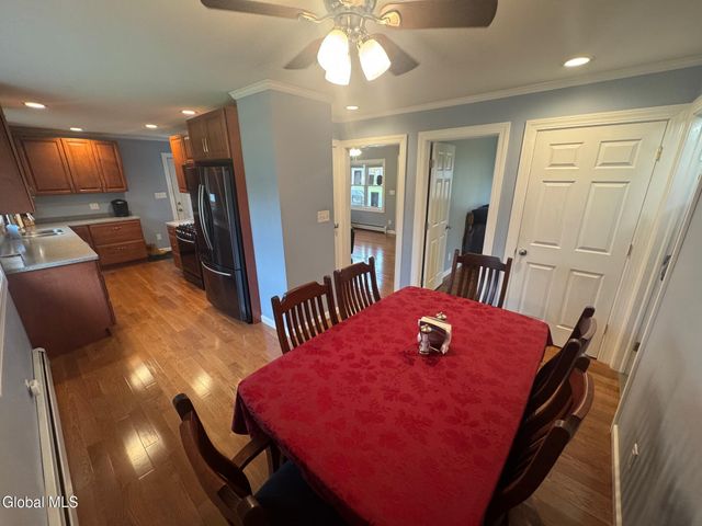 26 E Wiggand Drive, Bethlehem, NY 12077