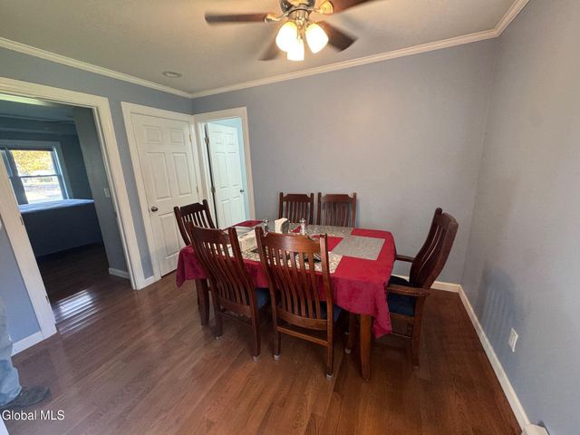 26 E Wiggand Drive, Bethlehem, NY 12077