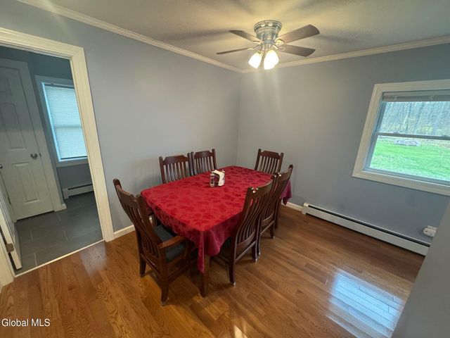 26 E Wiggand Drive, Bethlehem, NY 12077