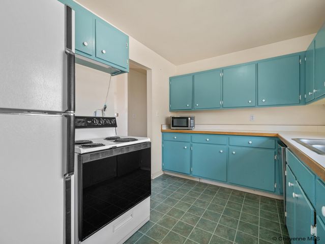 1719 SPRING CREEK RD, Laramie, WY 82070