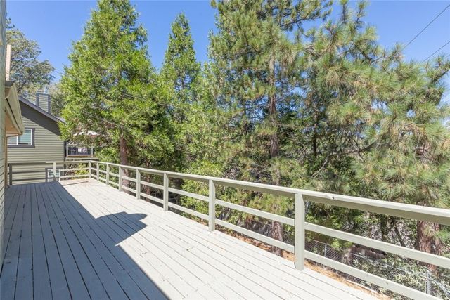 27508 School, Lake Arrowhead, CA 92352