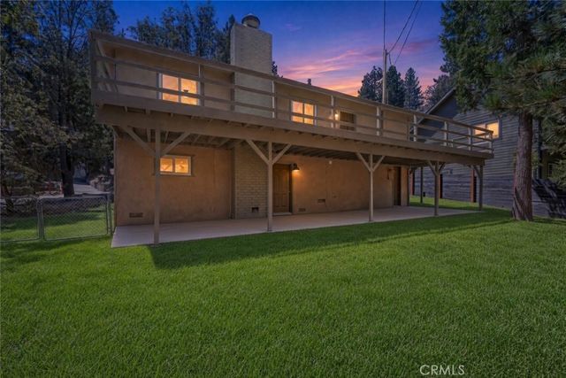 27508 School, Lake Arrowhead, CA 92352