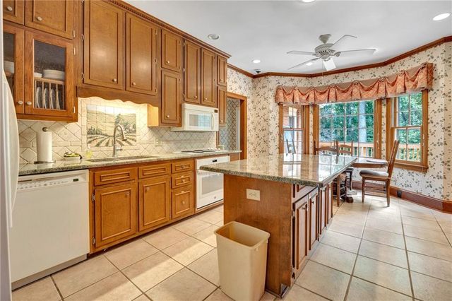 1140 Azalea Circle SE, Conyers, GA 30013