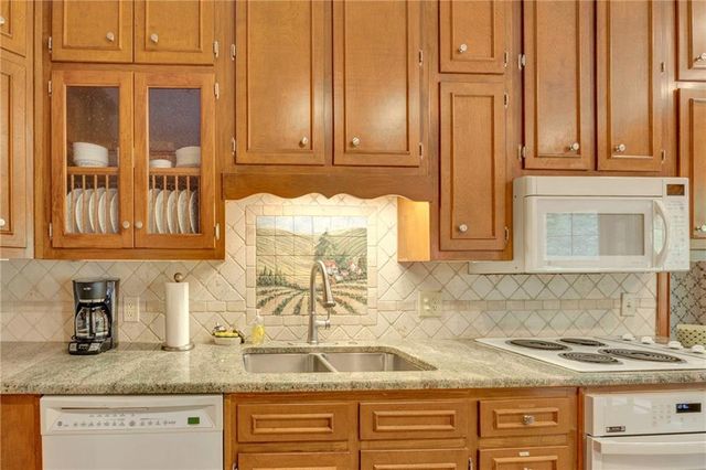 1140 Azalea Circle SE, Conyers, GA 30013