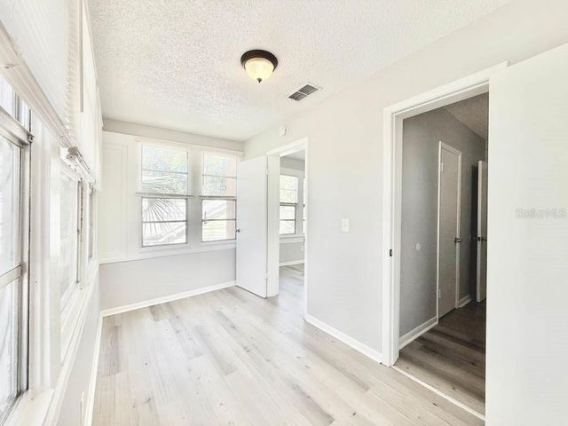 725 14TH AVENUE S, St Petersburg, FL 33701