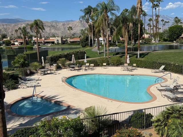 9 Lake Shore Drive, Rancho Mirage, CA 92270